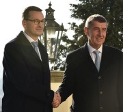 ČR a Polsko stojí o rychlé dálniční propojení přes Hradec Králové