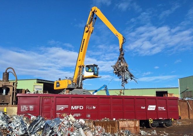 ​Skupina ÖBB Rail Cargo investuje do 500 vagónů pro přepravu kovového šrotu a recyklovaných materiálů