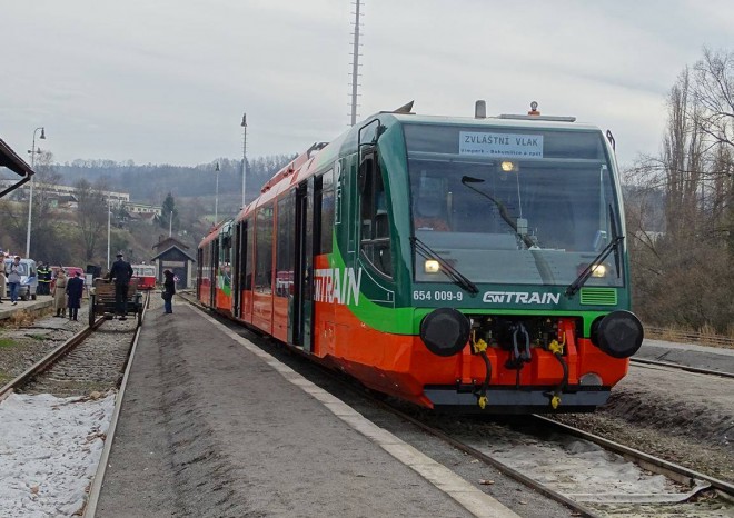 Vlaky na Šumavě bude provozovat GW Train Regio, jízdné nemění
