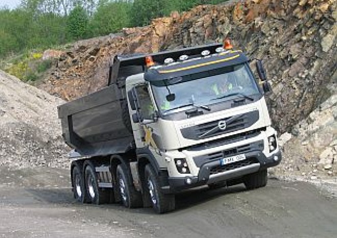 Přijíždí speciál pro stavebnictví – Volvo FMX
