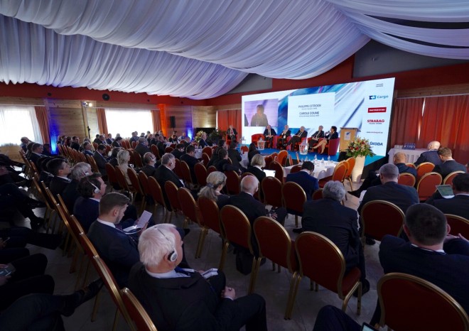 ​Strategická spolupráce je pro železniční průmysl nezbytná