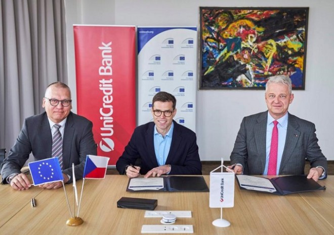 ​EIB a dceřiná společnost banky UniCredit podpoří české a slovenské společnosti