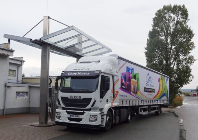 Bonett otevřel v Hradci Králové již desátou vlastní CNG stanici