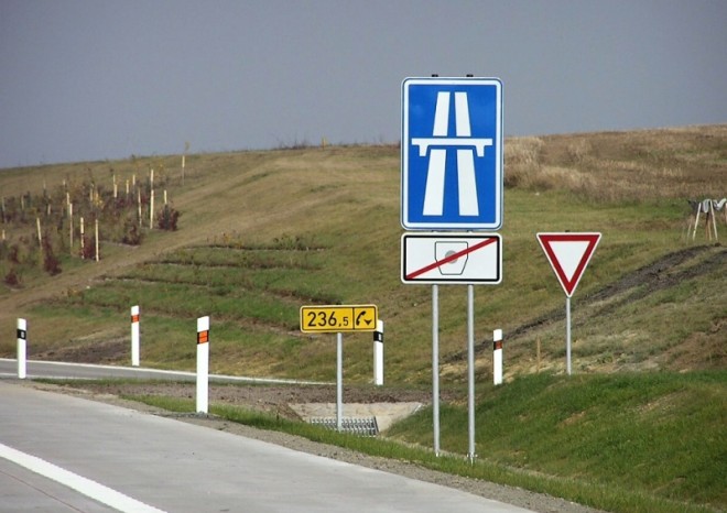 Osobní auta nebudou platit na 11 dálničních úsecích
