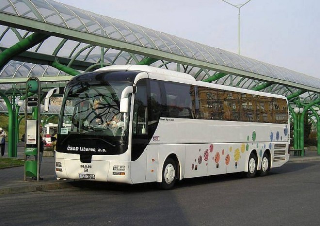 Společnost ČSAD Liberec se vrací na linku z Prahy do Liberce