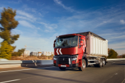 Renault Trucks digitalizuje interiéry kabin a posiluje bezpečnostní prvky