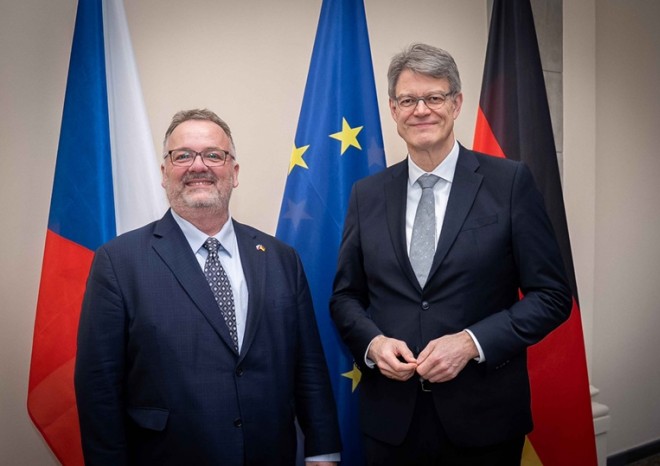 ​Ivan Bednárik jednal se svým německým protějškem o VRT a podpoře nákladní železniční dopravy