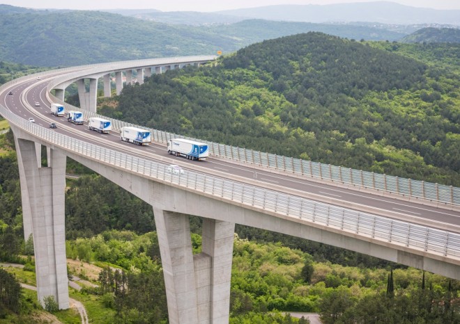 ​Krone v Lyonu představil techniku i všestranné služby