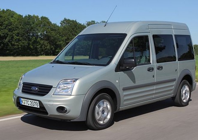 Ford nabízí Tourneo Connect s nižší spotřebou