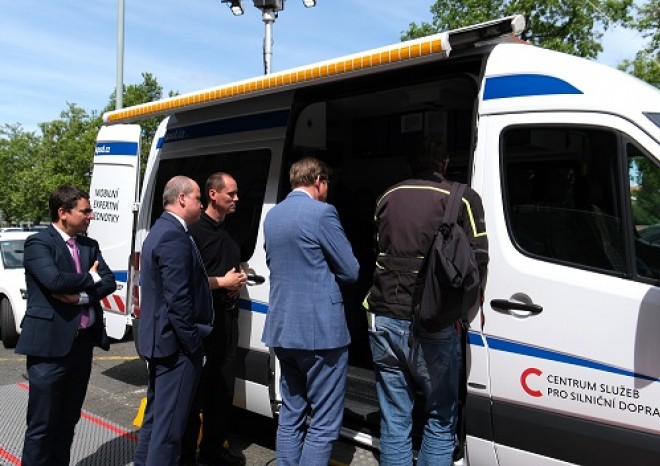 ​Dohlížet na kamiony bude Inspekce silniční dopravy
