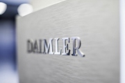 Akcionáři společnosti Daimler AG schválili odštěpení divize Daimler Truck
