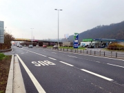 Na území Prahy přibylo letos 4,4 kilometru pruhů pro autobusy MHD, meziročně míň