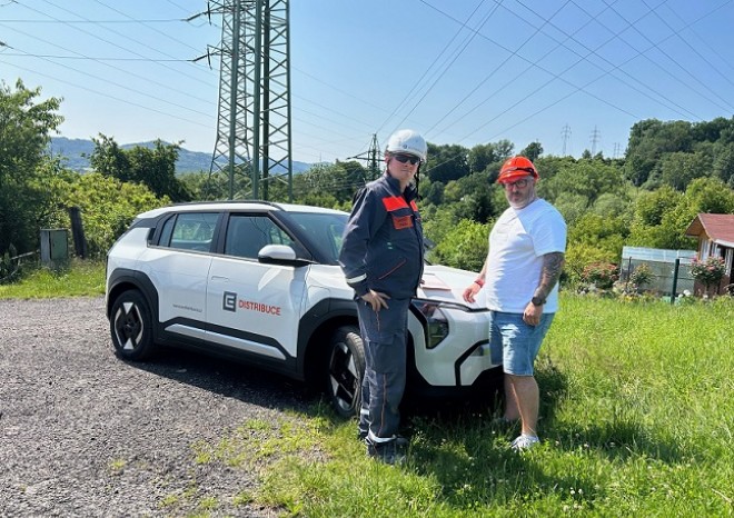 ​ČEZ Distribuce zdvojnásobí počet elektroaut, pořizuje dalších devadesát