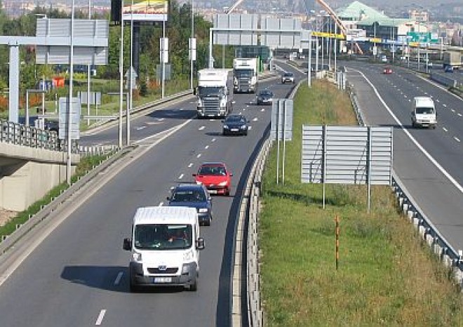 Autoklub jednoznačně odmítá případné mýto pro osobní auta