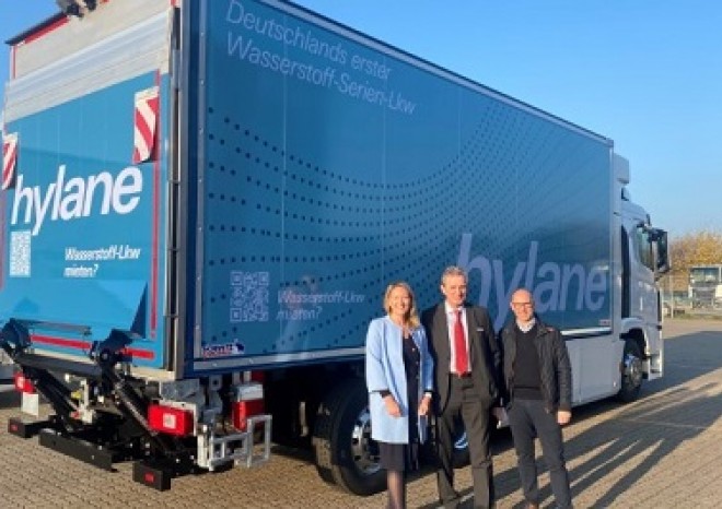 ​První vodíkový Hyundai s nástavbou Schmitz Cargobull schválen pro provoz v Německu