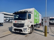 První sériově vyrobený Mercedes‑Benz eActros se představil v Praze