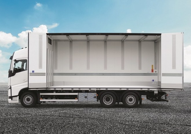 ​Schmitz Cargobull představuje flexibilní nástavbu M.KO Opensider pro severský trh