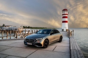 Autem roku 2024 v České republice je Mercedes-Benz třídy E