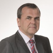 Ing. Jan Klas (ŘLP ČR): „Kapacita českého vzdušného prostoru je ve špičkových časech téměř vyčerpaná“