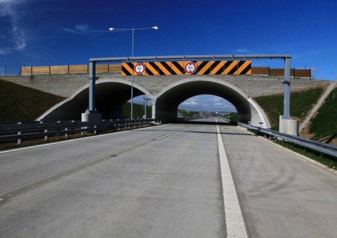 Vláda zrušila pět z šesti zmocněnců pro silniční stavby