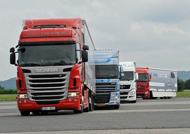 Třetí ročník testu ETC: první Euro 6 proti třem tahačům Euro 5