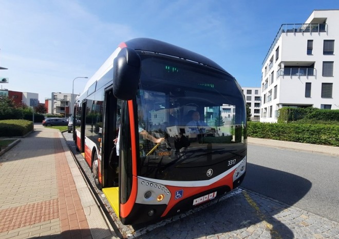 ​Provoz parciálních trolejbusů na lince 30 se v Brně osvědčil