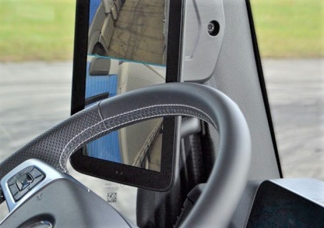 ​IRU: Nová pravidla EU pro řízení motorových vozidel otevírají cestu mladým a bezpečným řidičům