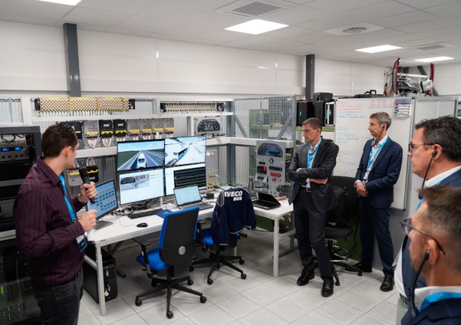 IVECO BUS slavnostně otevřel nové testovací zařízení E-BENCH