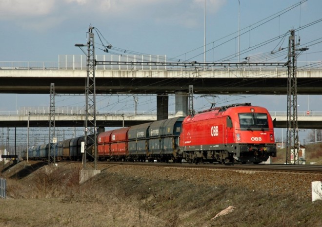 Sociální partneři CER a ETF vyzvali k větší podpoře železnice