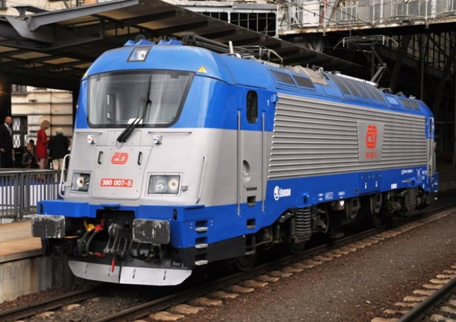 Lokomotiva 109E získala povolení k provozu