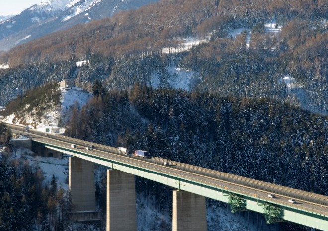 ​Rakousko zintenzivnilo kontroly minimálních mezd a začalo udělovat vysoké pokuty