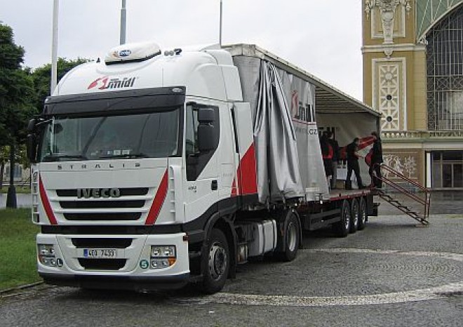 Nejčastější příčinou nehod na dlouhých trasách je únava