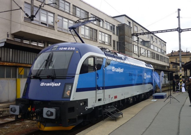 ČD musí zaplatit milion korun za chybný pronájem Taurusů