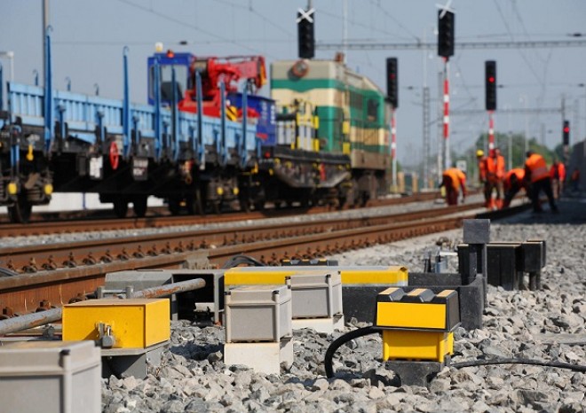 ​AŽD Praha zvýšila zisk o pětinu na 939,4 milionu korun, obrat stagnoval