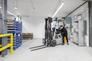 Inteligentní nabíjení li-ion baterií od společnosti STILL ušetří až statisíce korun ročně