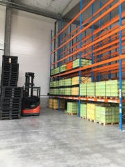 ​DB Schenker z Červeného Kostelce expeduje díly do evropských automobilek