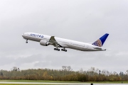 Americký úřad nařídil po sobotním incidentu kontrolu Boeingů 777