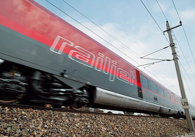 České dráhy nakoupíly šestnáct rychlíkových souprav Railjet