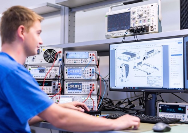​Do železniční dopravy proniká umělá inteligence a pomáhá dispečerům i manažerům