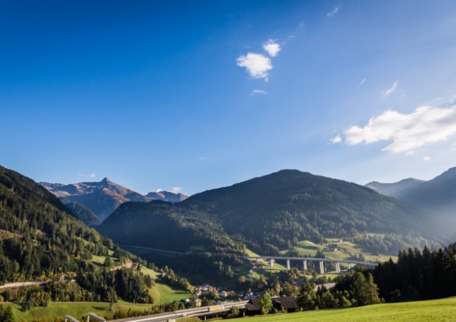 Tyrolsko je se zákazem sjíždění z dálnic pro tranzit spokojeno