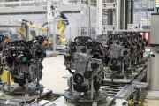 Kia na Slovensku vyrobila již sem milionů motorů