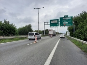 Včera probíhaly poslední práce na mostech na dálnici D5