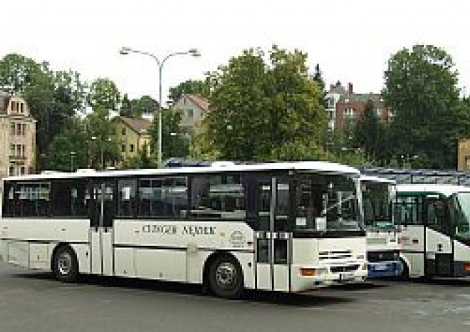 Poslanci schválili pravidla tendrů na dopravní obslužnost