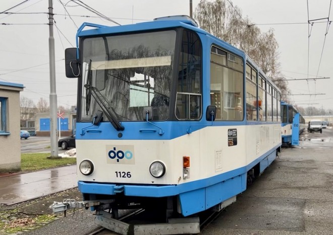 ​Na Ukrajině pomáhají vozy MHD z českých a slovenských měst