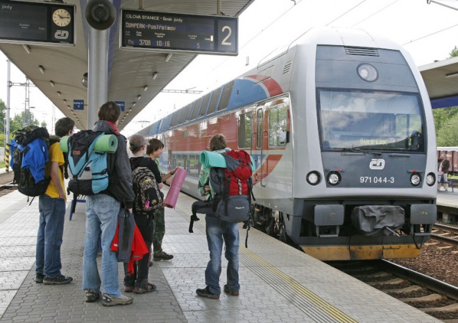 ​Stát dá na kompenzace ztrát dopravců přes 400 milionů korun