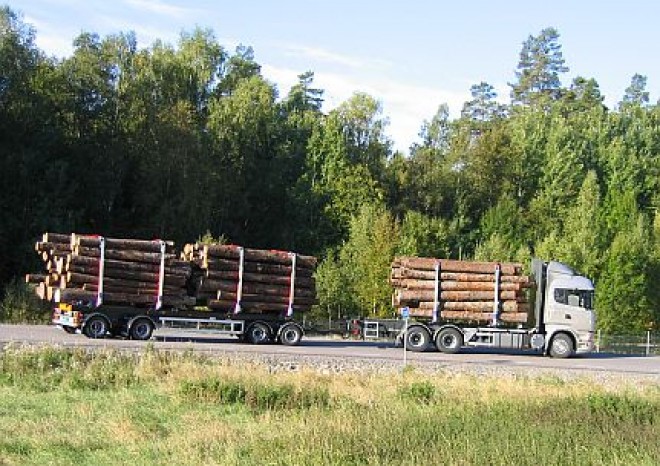 Obří soupravy: kritici se obávají potíží na železničních přejezdech