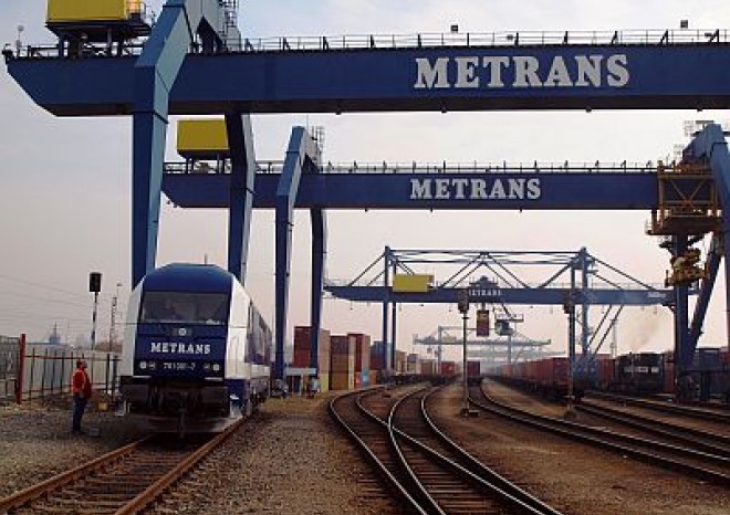 METRANS už má tři nové motorové lokomotivy