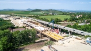 Metrostav Infrastructure úspěšně pokračuje na stavbě D7 Chlumčany a D6 Krupá
