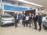 ​V autoparku ČEZ už je téměř 600 bezemisních vozů, nových 27 elektroaut bylo předáno v Plzni