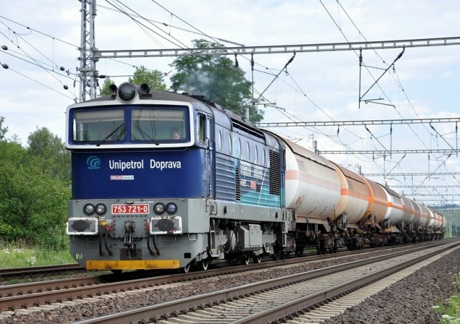 Polský dopravce PKP Cargo prý chce koupit Unipetrol Doprava